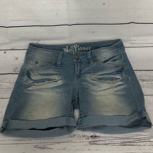 Wallflower Shorts